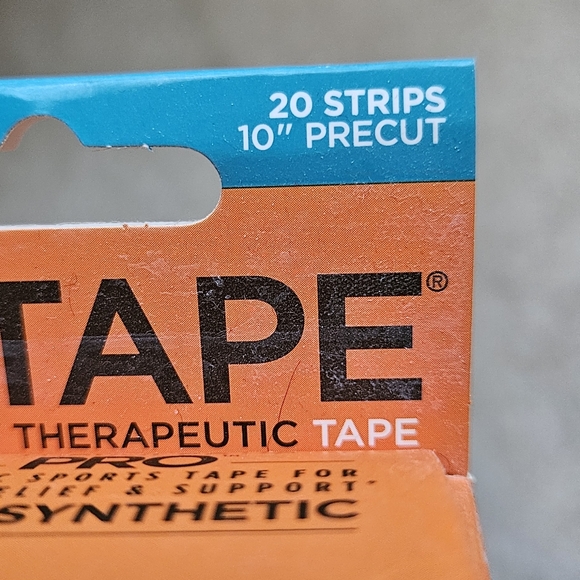 KT Tape Pro - Picture 3 of 5